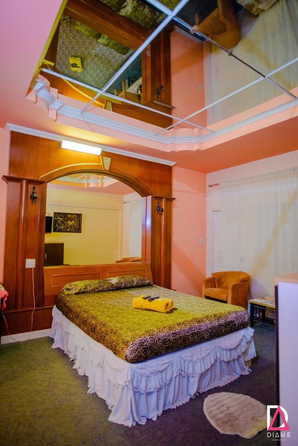 Diane Hotel Phetchaburi Luaran gambar