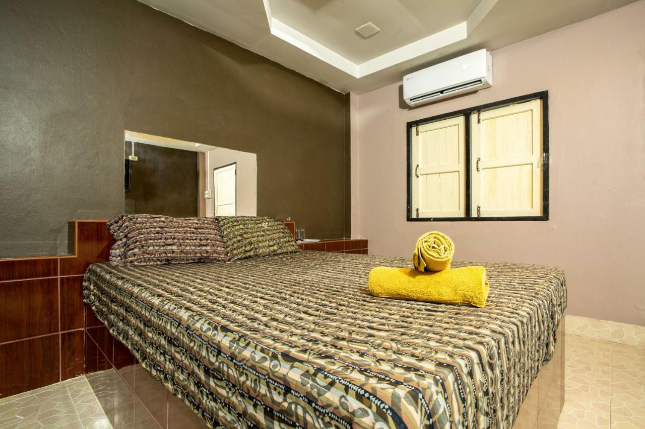 Diane Hotel Phetchaburi Luaran gambar
